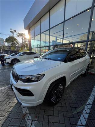 JEEP COMPASS 1.3 T270 TURBO FLEX LONGITUDE AT6 JEEP COMPASS 1.3 T270 TURBO FLEX LONGITUDE AT6